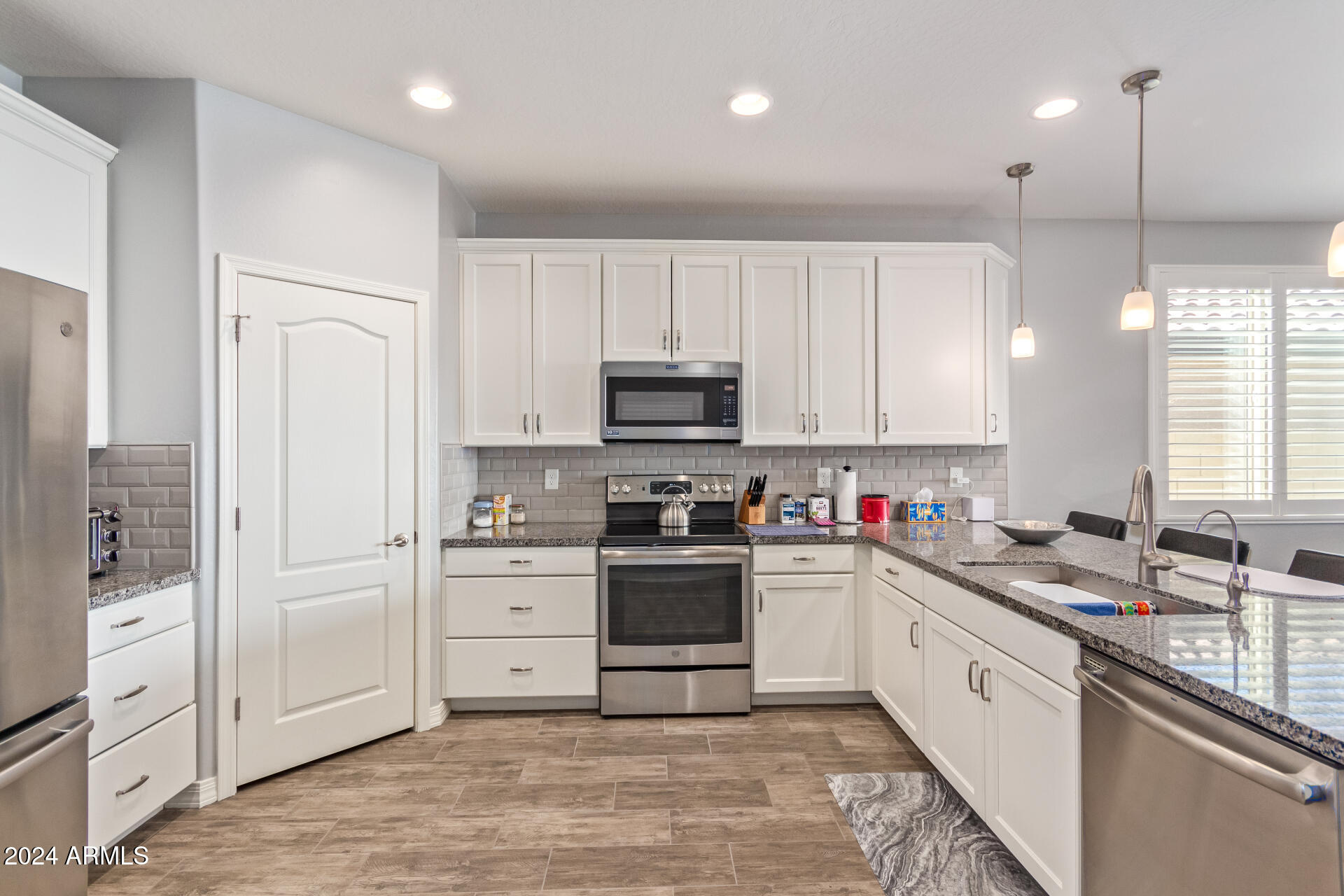 10750 W ESCUDA Drive