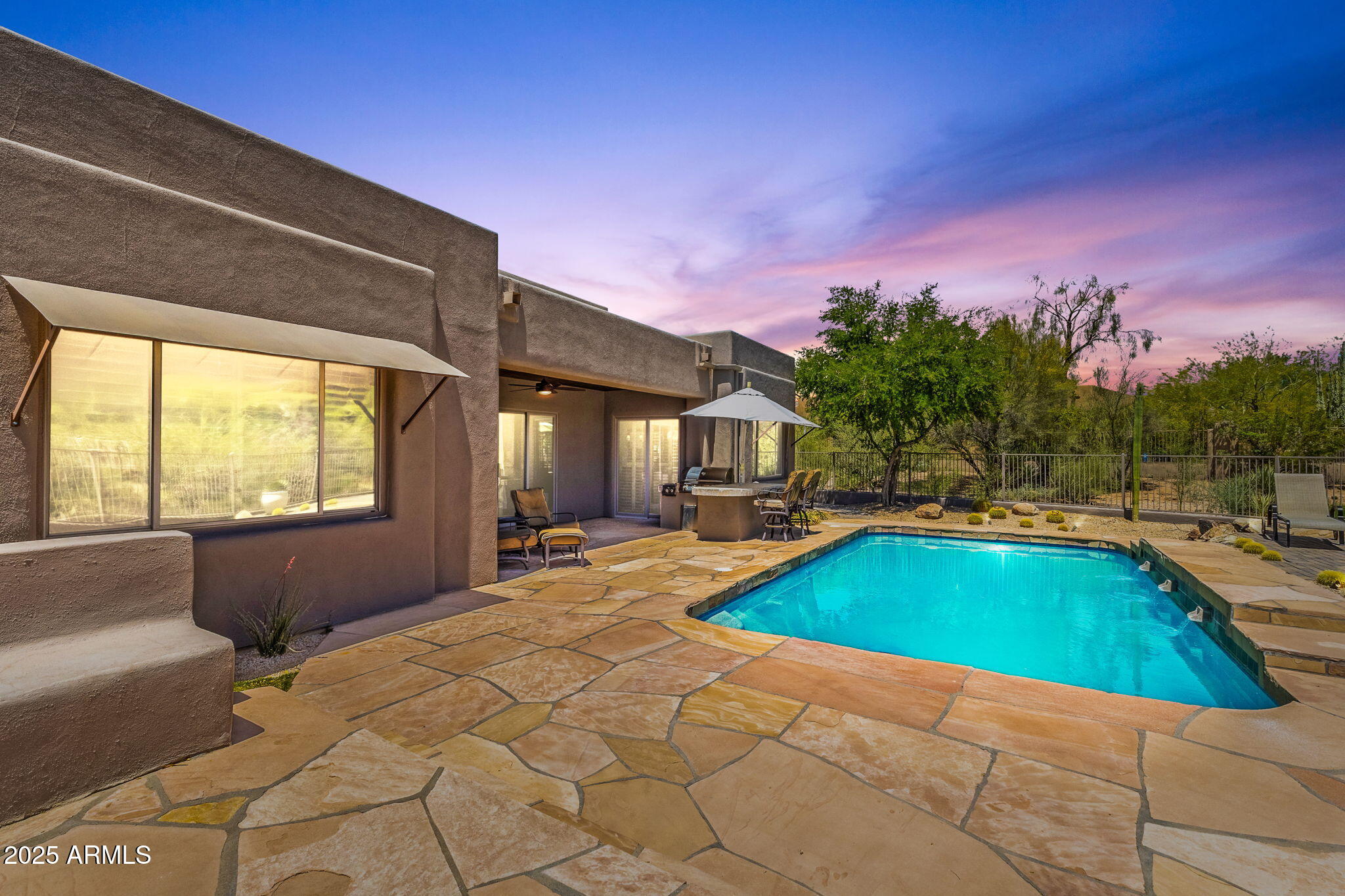 11123 E MONUMENT Drive