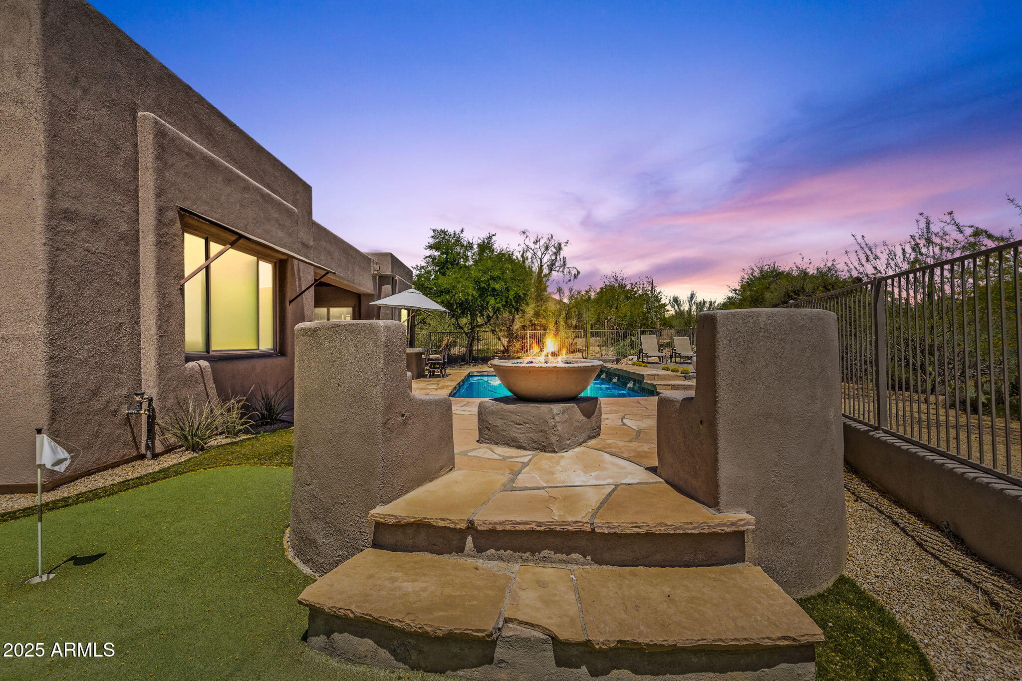 11123 E MONUMENT Drive