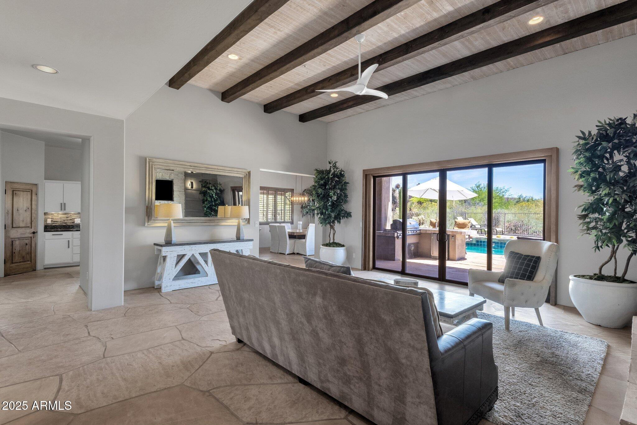 11123 E MONUMENT Drive