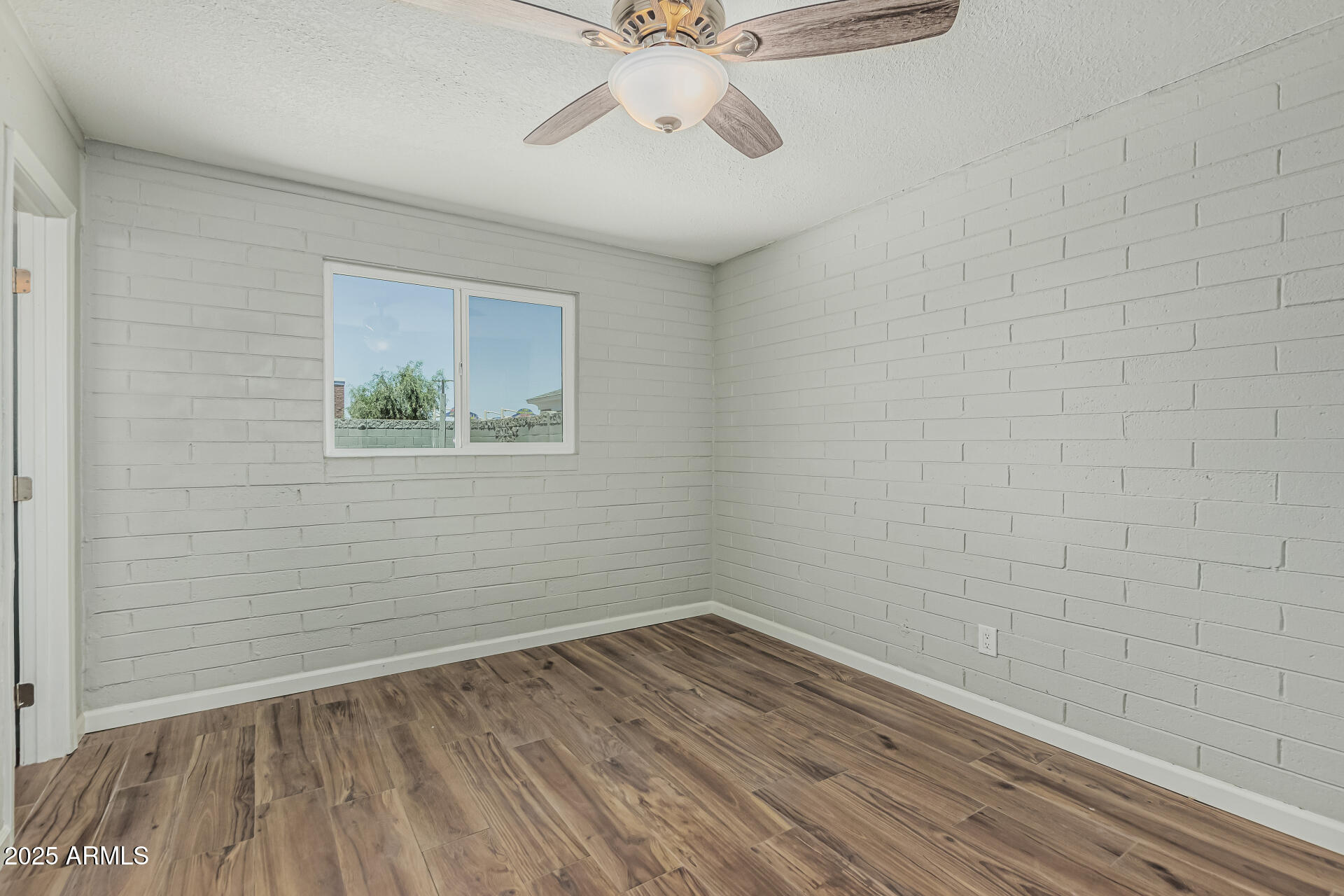 5022 W PIERSON Street