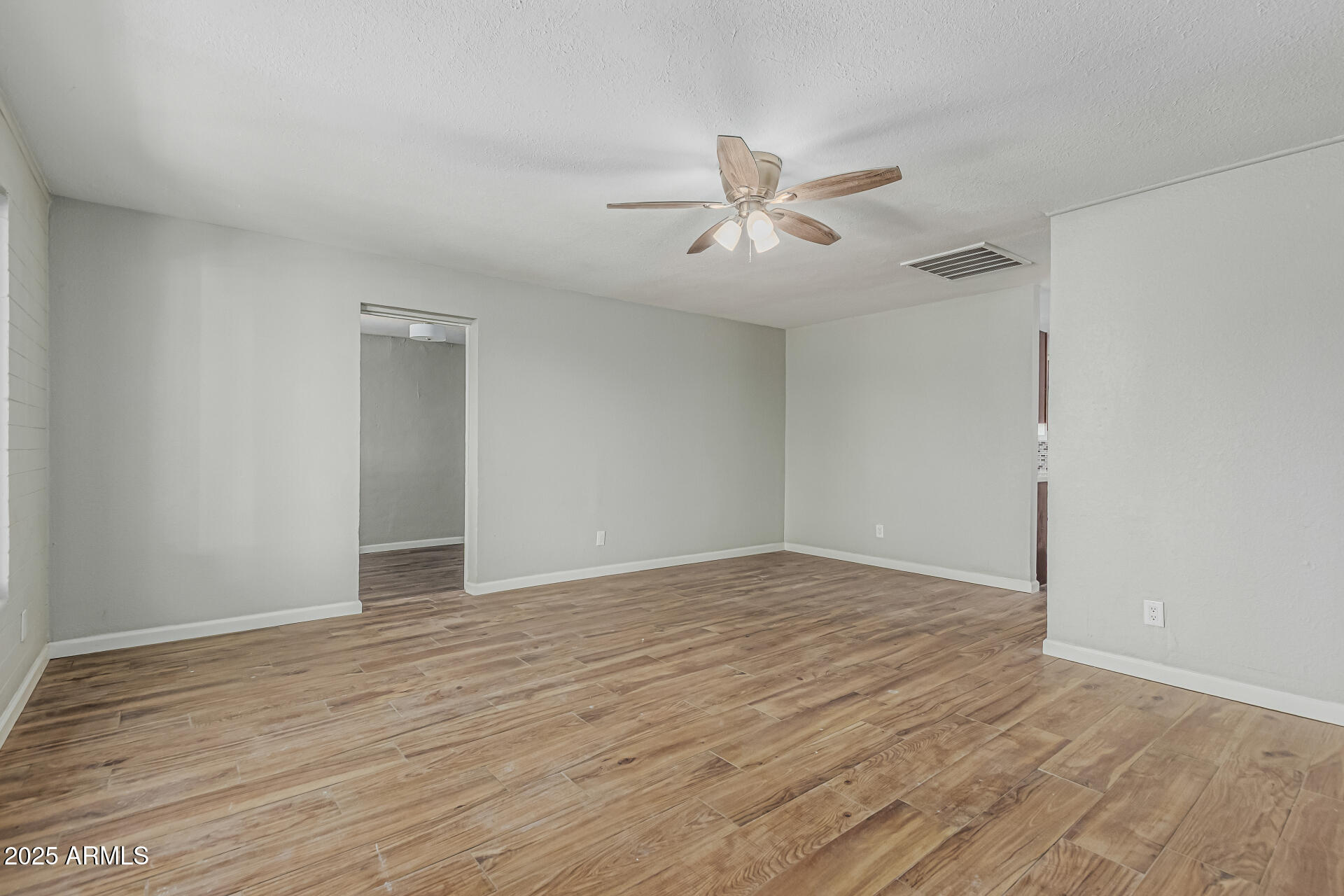 5022 W PIERSON Street