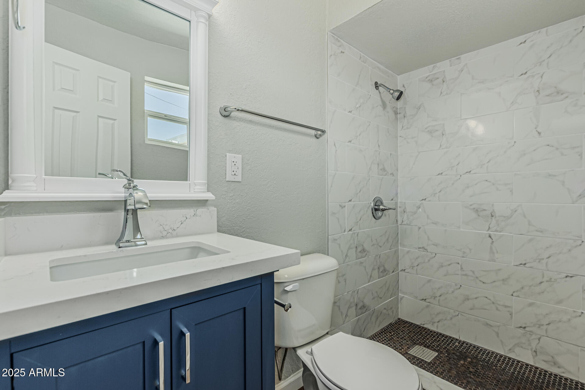 5022 W PIERSON Street