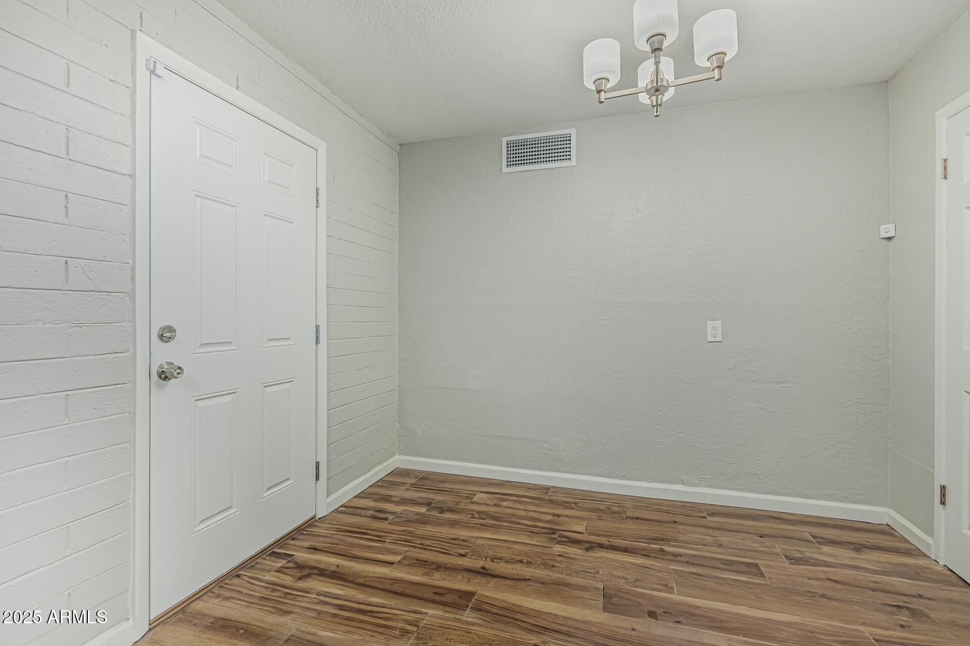 5022 W PIERSON Street