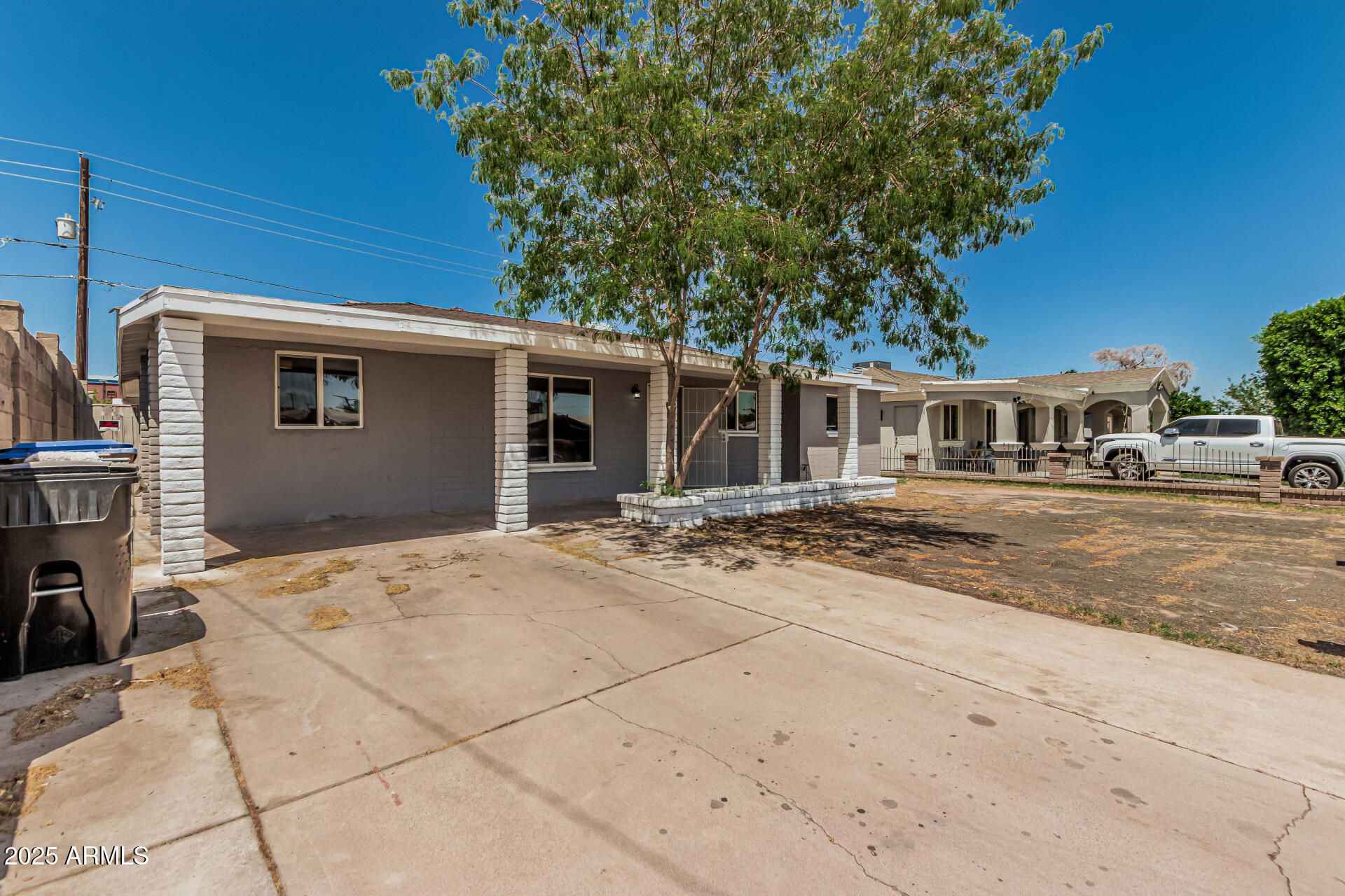 5022 W PIERSON Street