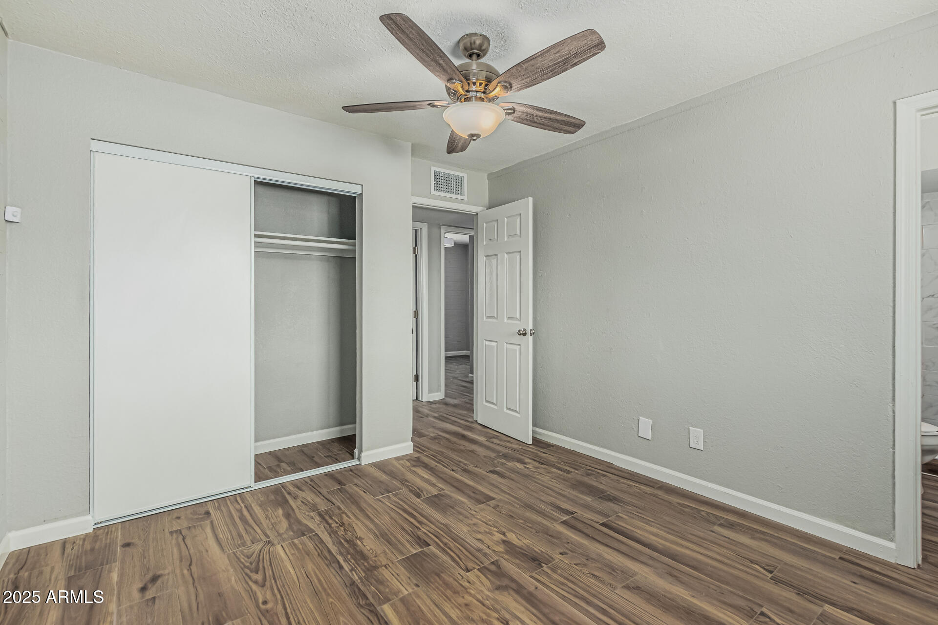 5022 W PIERSON Street