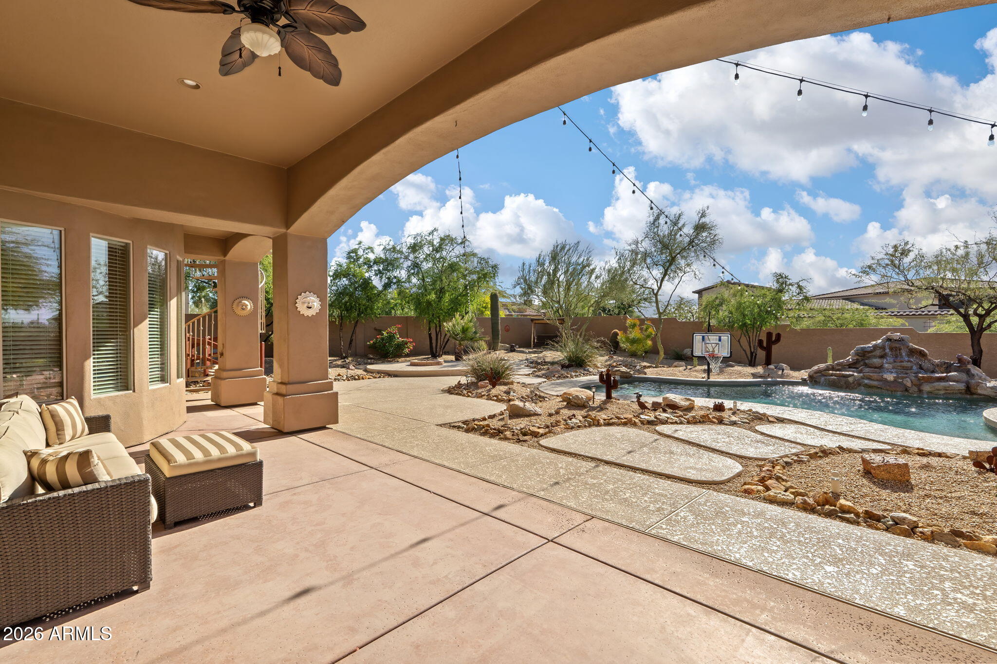 6293 E RED BIRD Circle