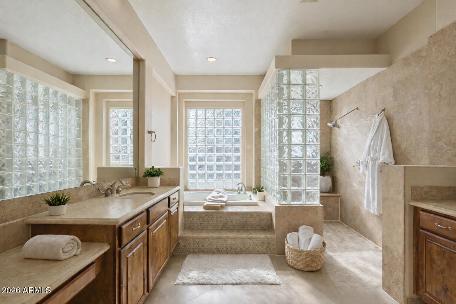 6293 E RED BIRD Circle