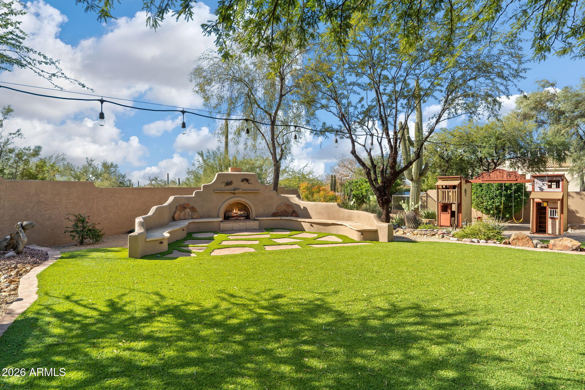 6293 E RED BIRD Circle