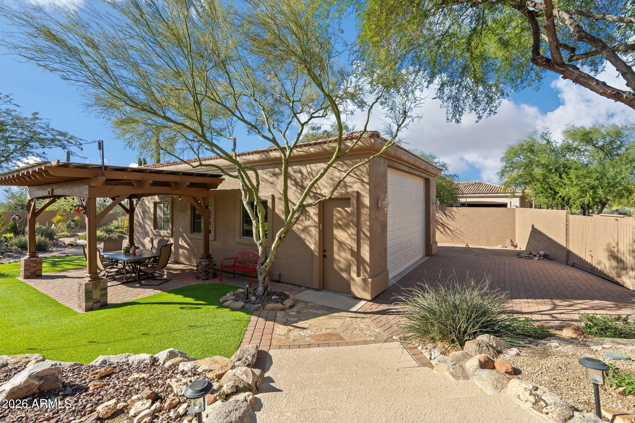 6293 E RED BIRD Circle