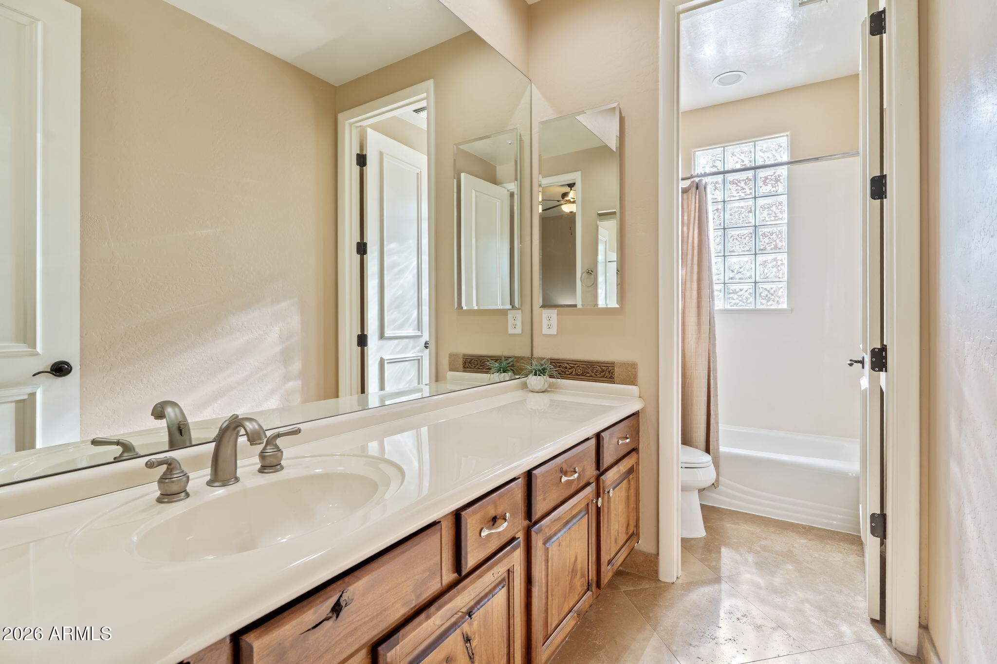 6293 E RED BIRD Circle