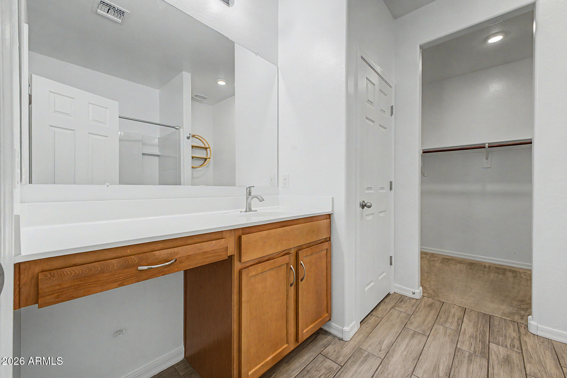 148 E ATLANTIC Drive