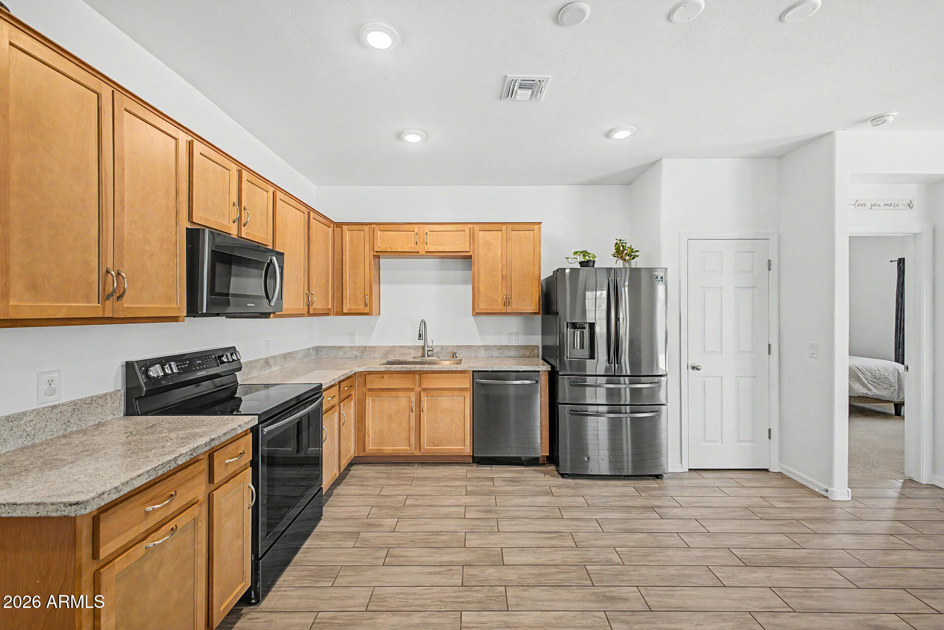 148 E ATLANTIC Drive