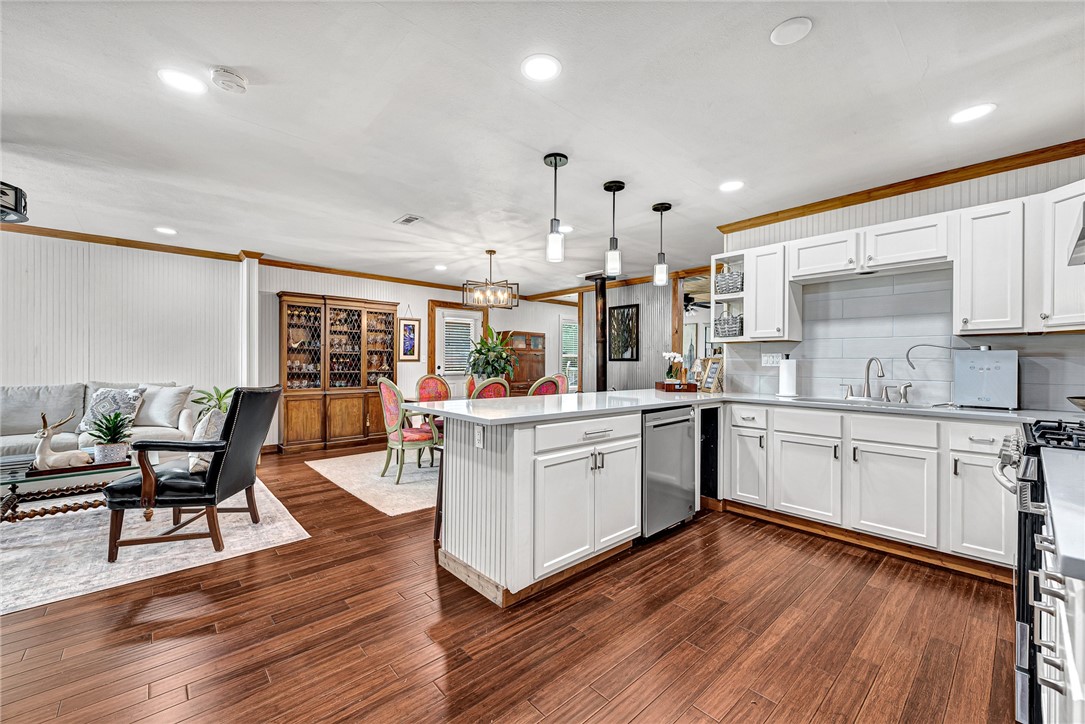 16567 Holcombe School Road