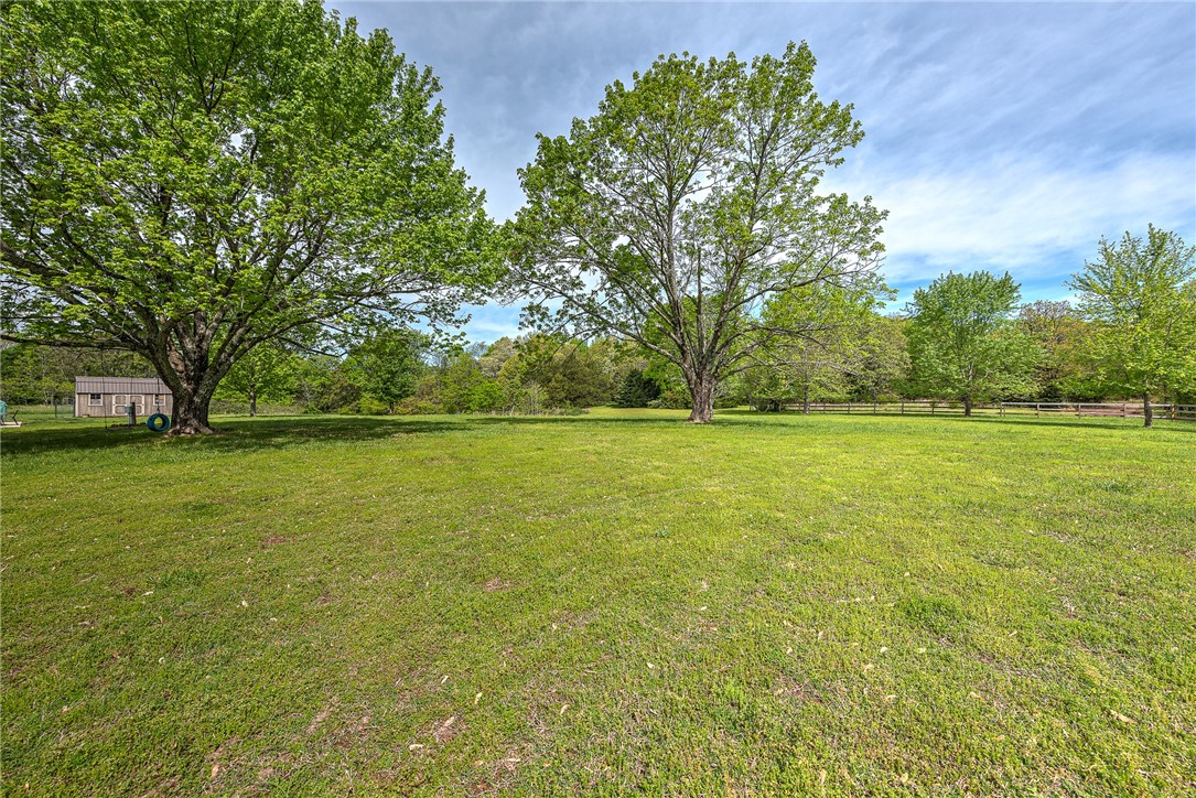 16567 Holcombe School Road