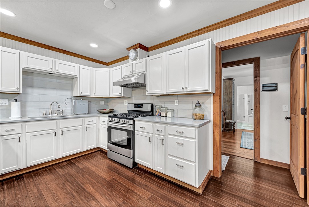 16567 Holcombe School Road