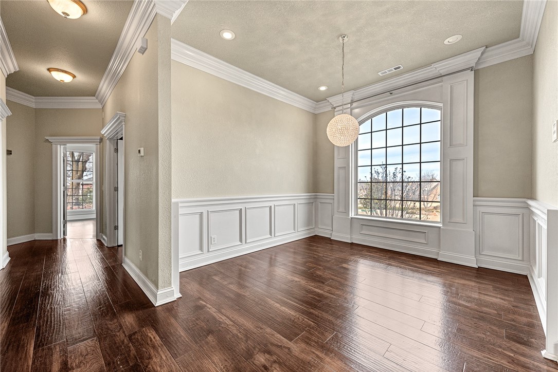 515 Candlelight Circle