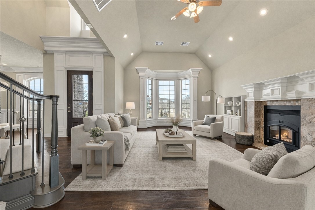 515 Candlelight Circle