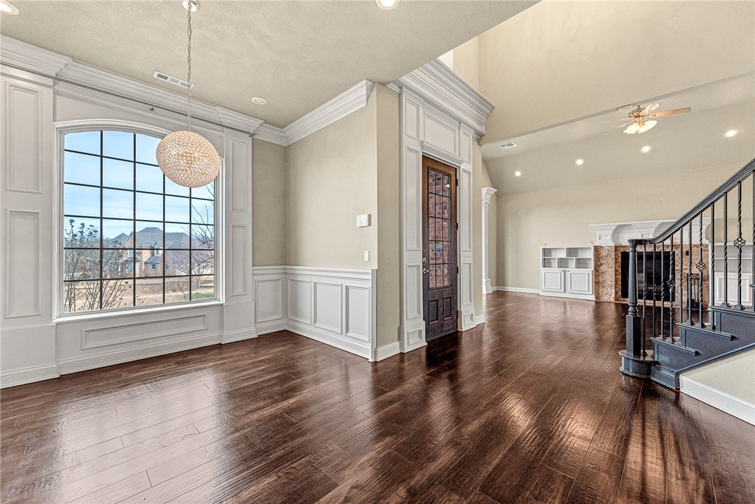 515 Candlelight Circle