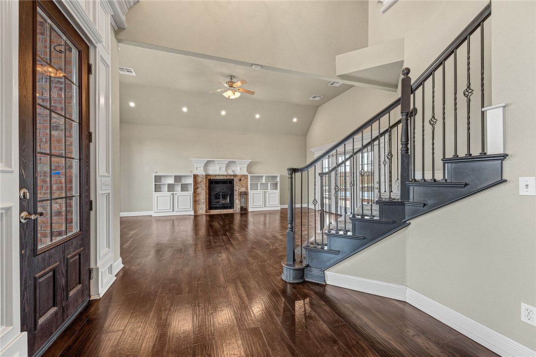 515 Candlelight Circle