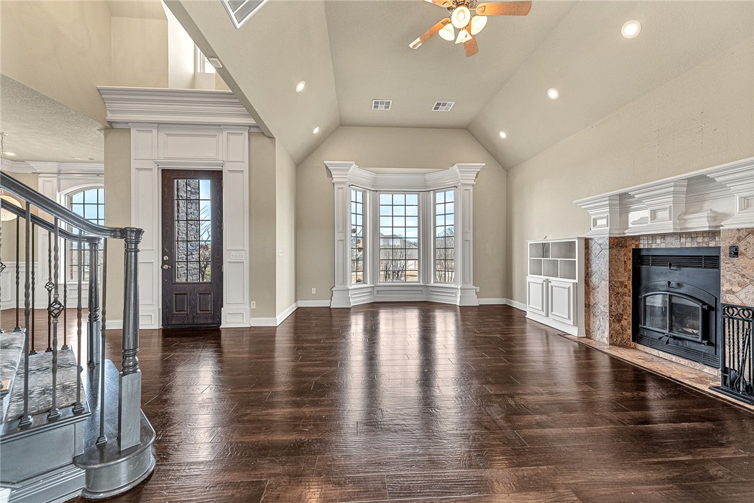 515 Candlelight Circle