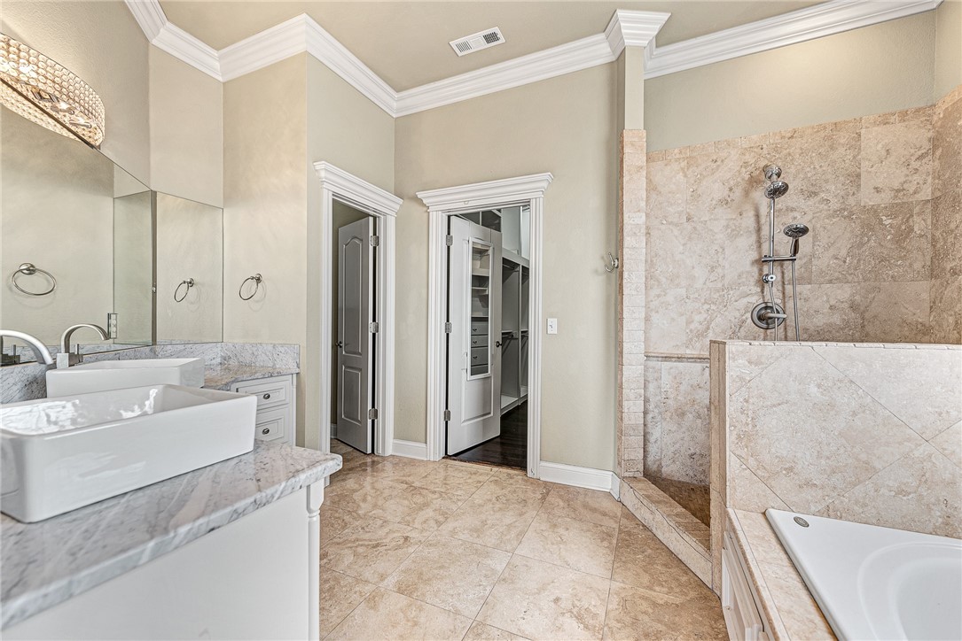 515 Candlelight Circle