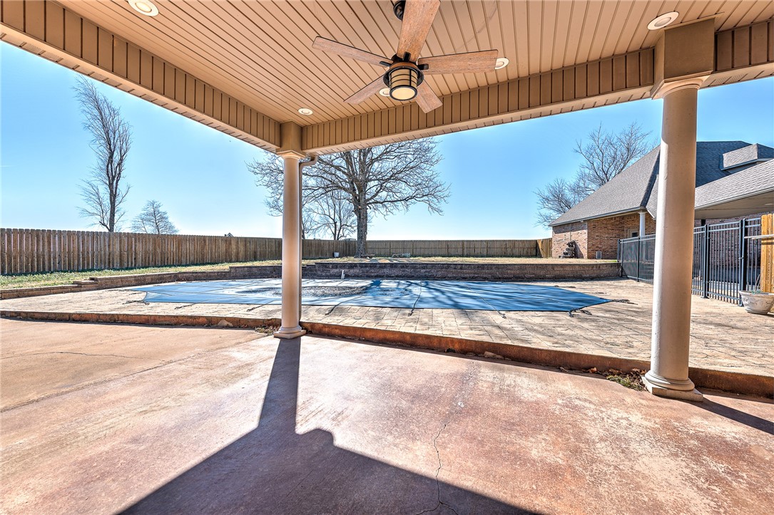 515 Candlelight Circle