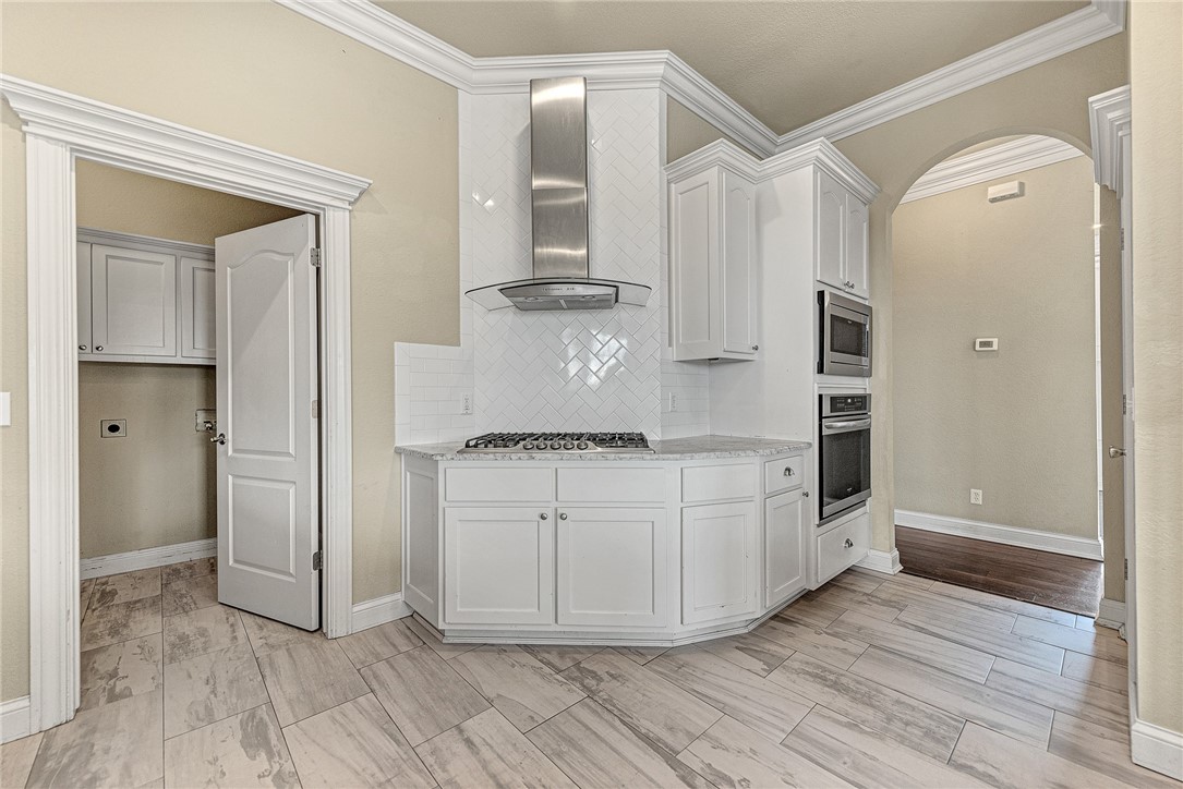 515 Candlelight Circle