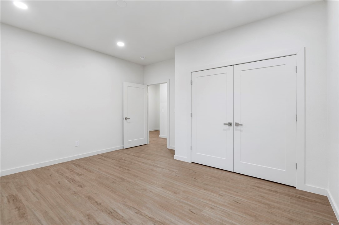 567 S Blair