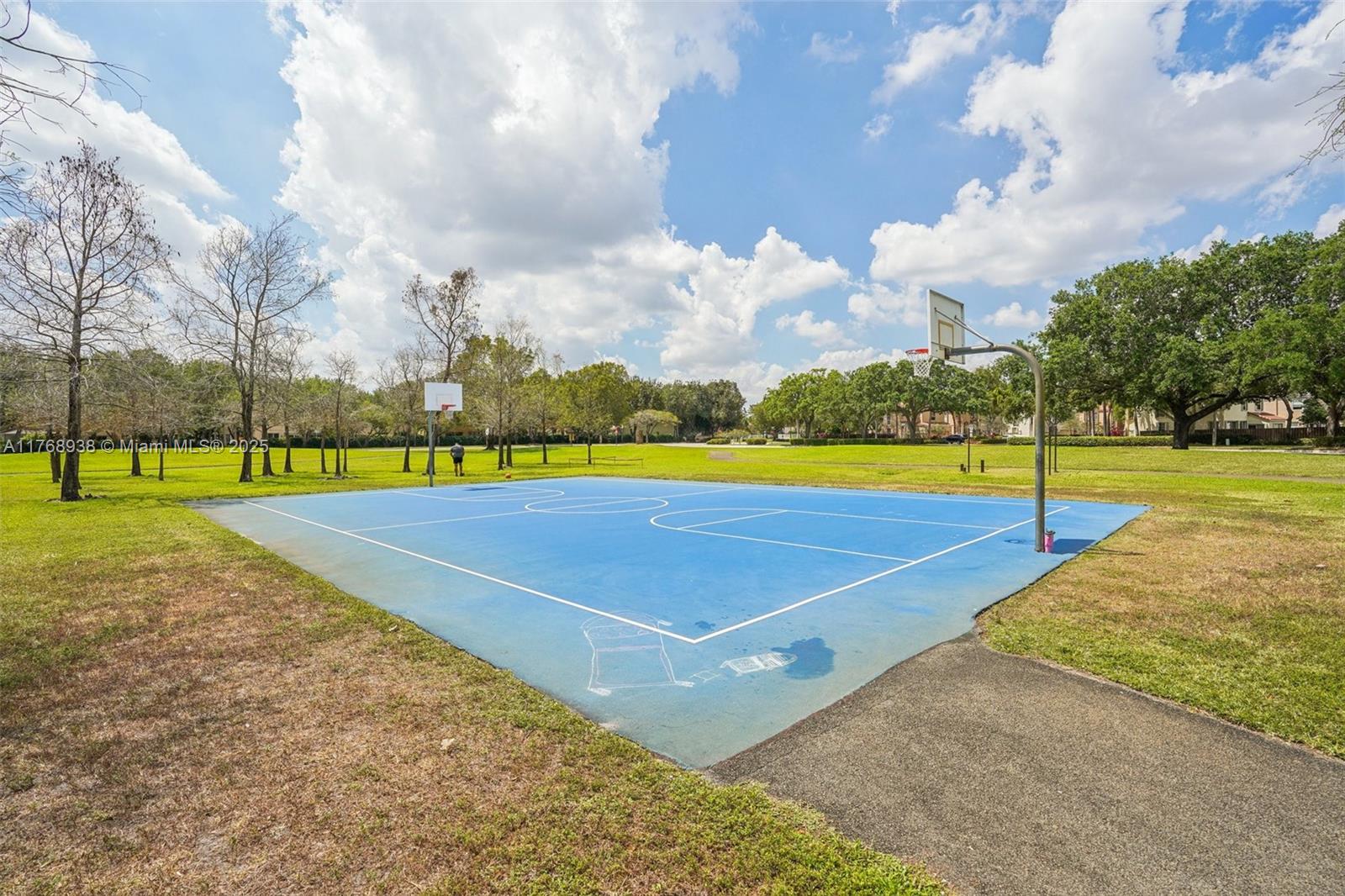 10301 NW 15th St