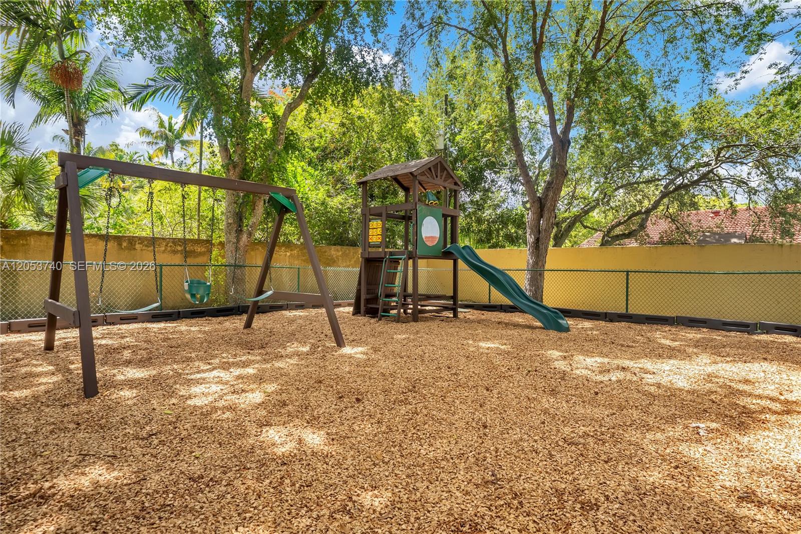 7711 SW 94th Ter