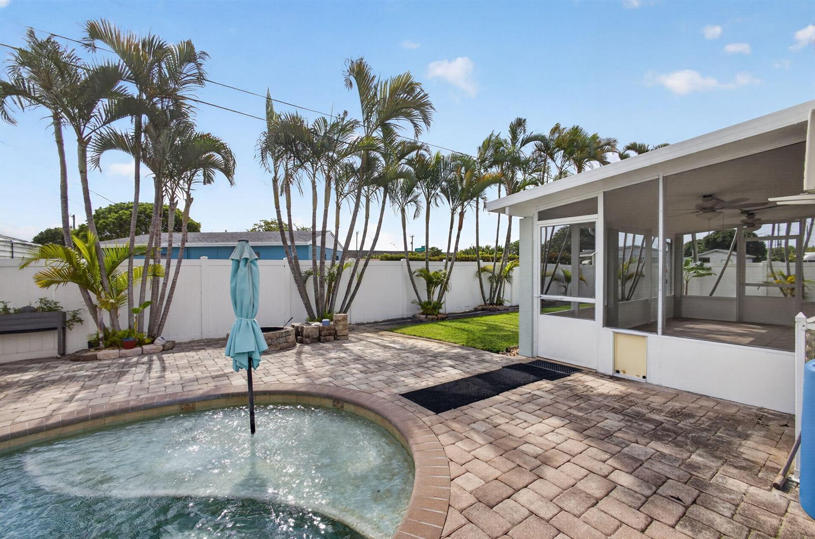 9342 Bloomfield Drive