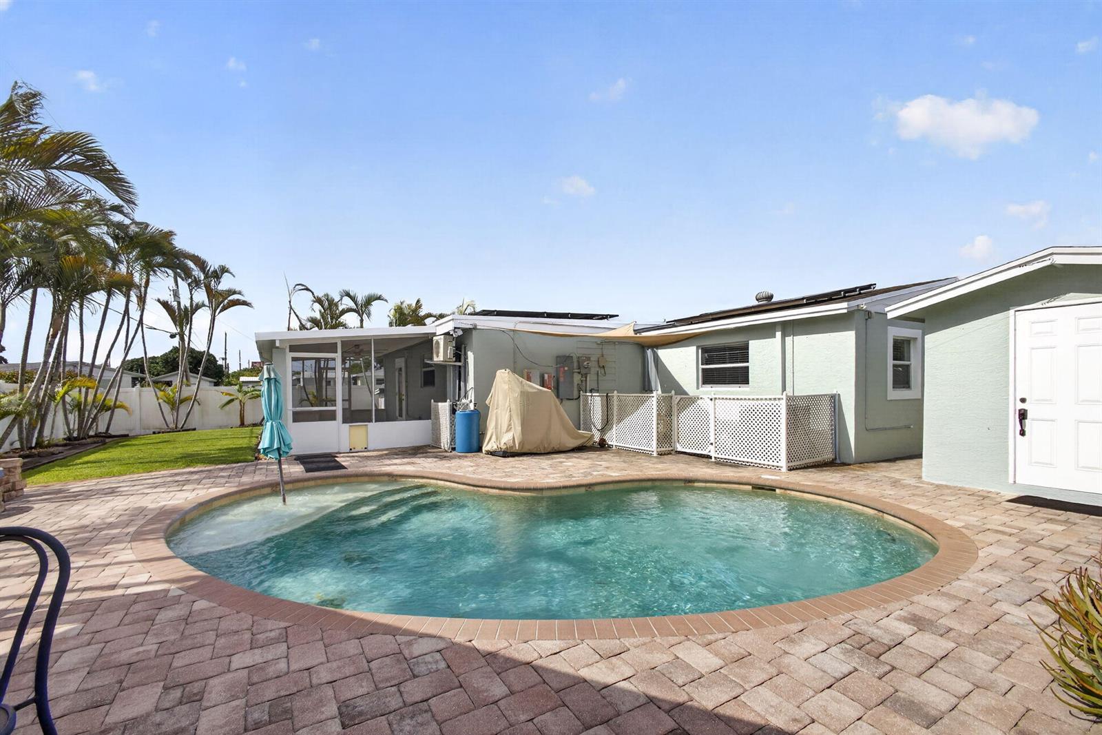 9342 Bloomfield Drive