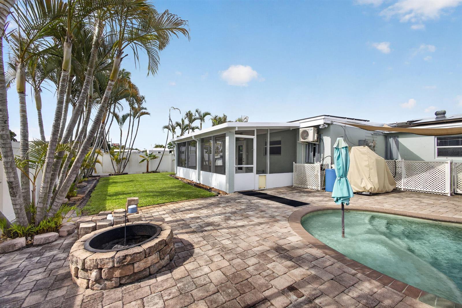9342 Bloomfield Drive