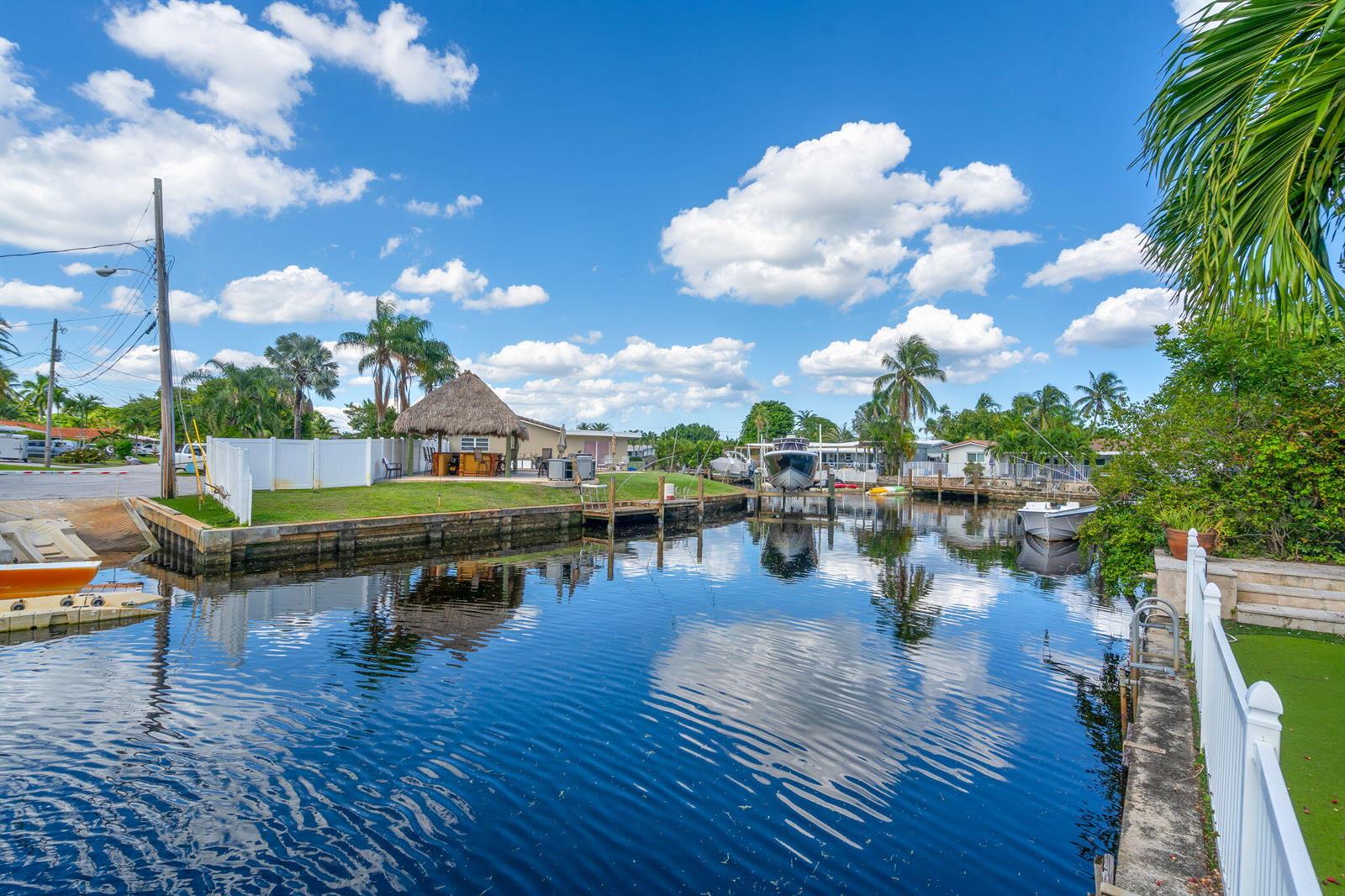 421 SW 18TH Street