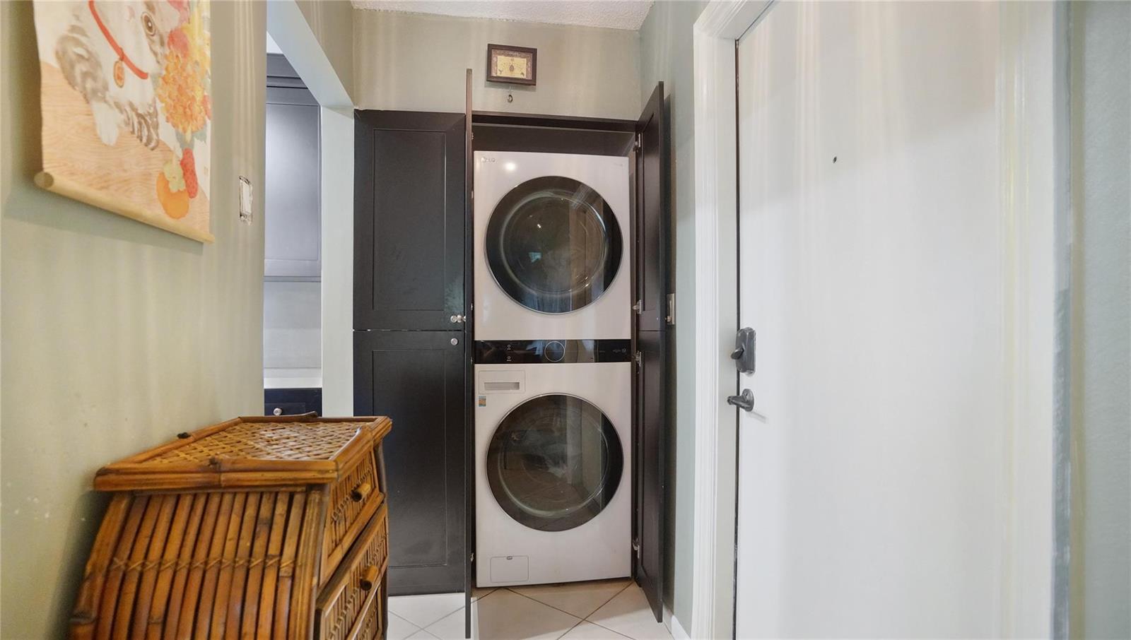 8524 Old Country Manor # 106