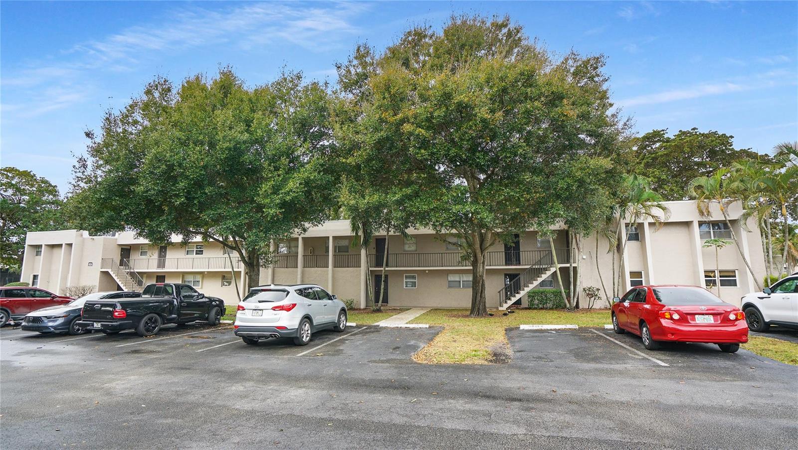 8524 Old Country Manor # 106