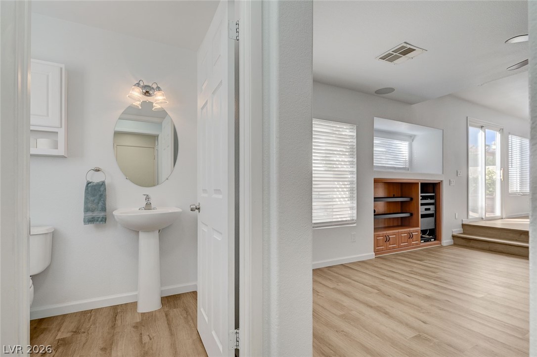 8713 Country View Avenue