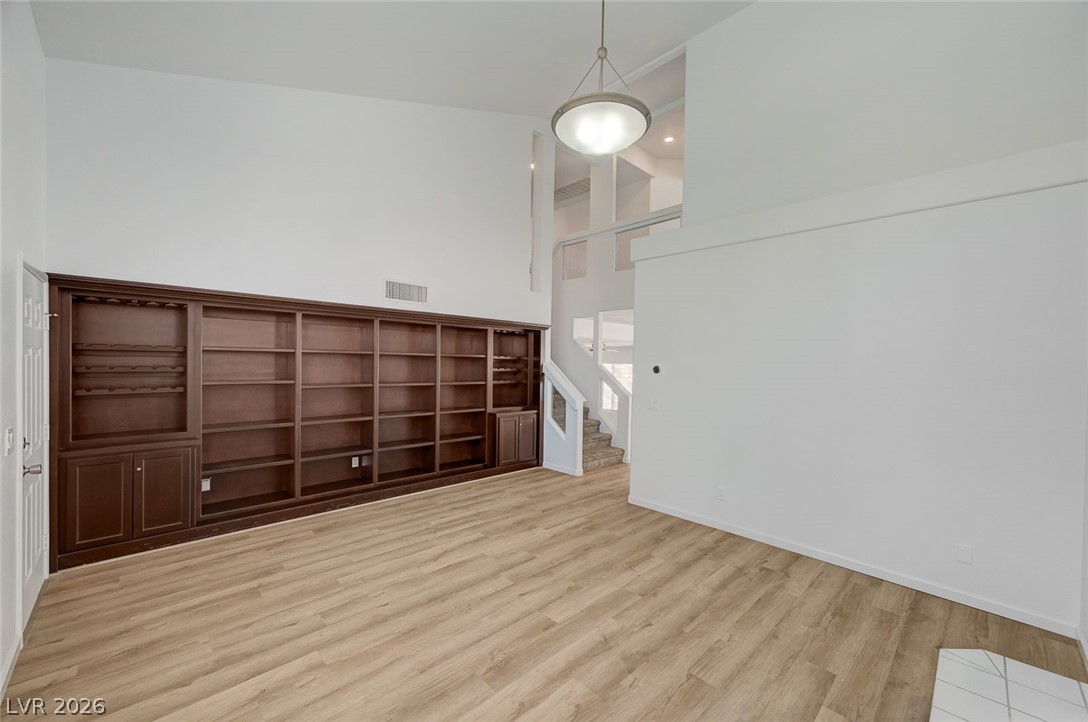 8713 Country View Avenue