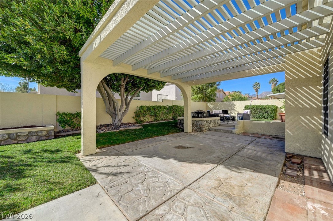 8713 Country View Avenue