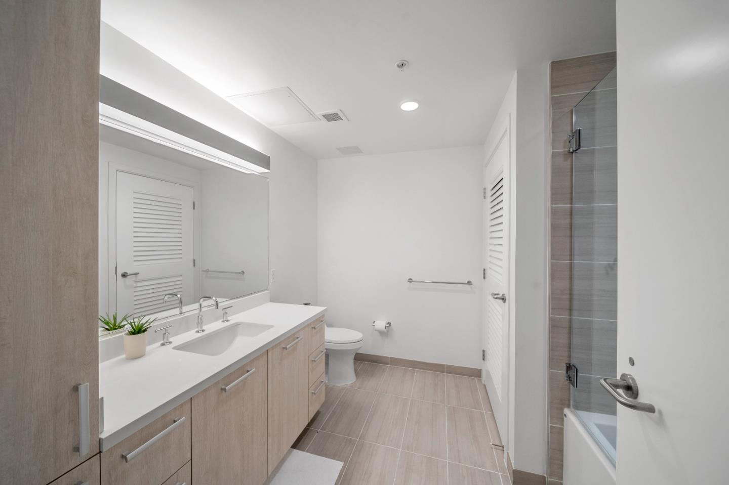 188 W Saint James 10608