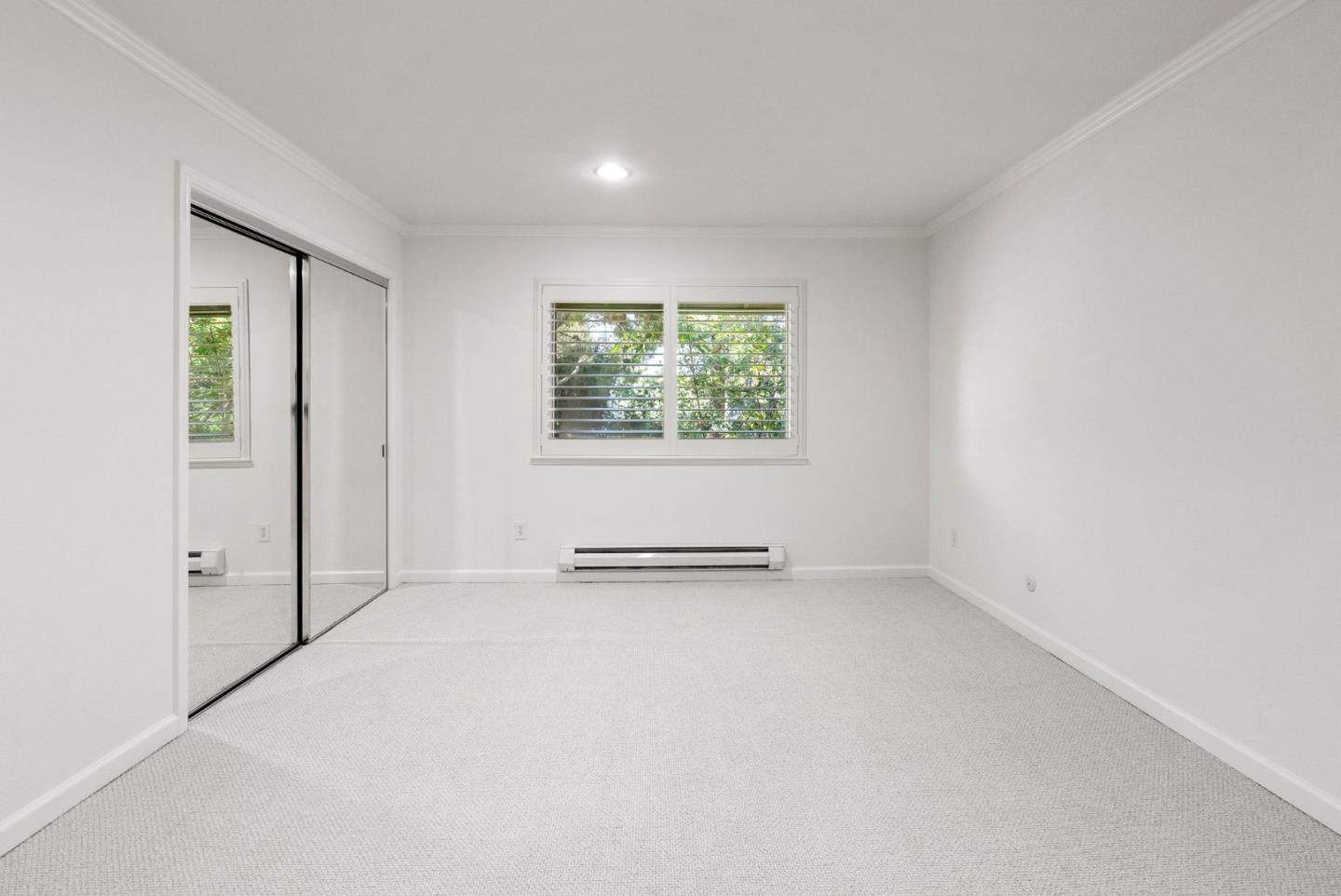 50 E Middlefield RD 32