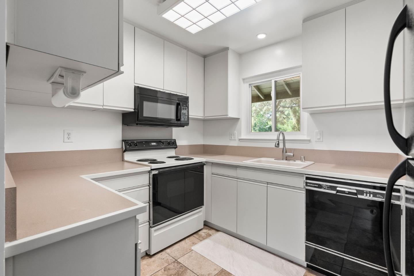 50 E Middlefield RD 32