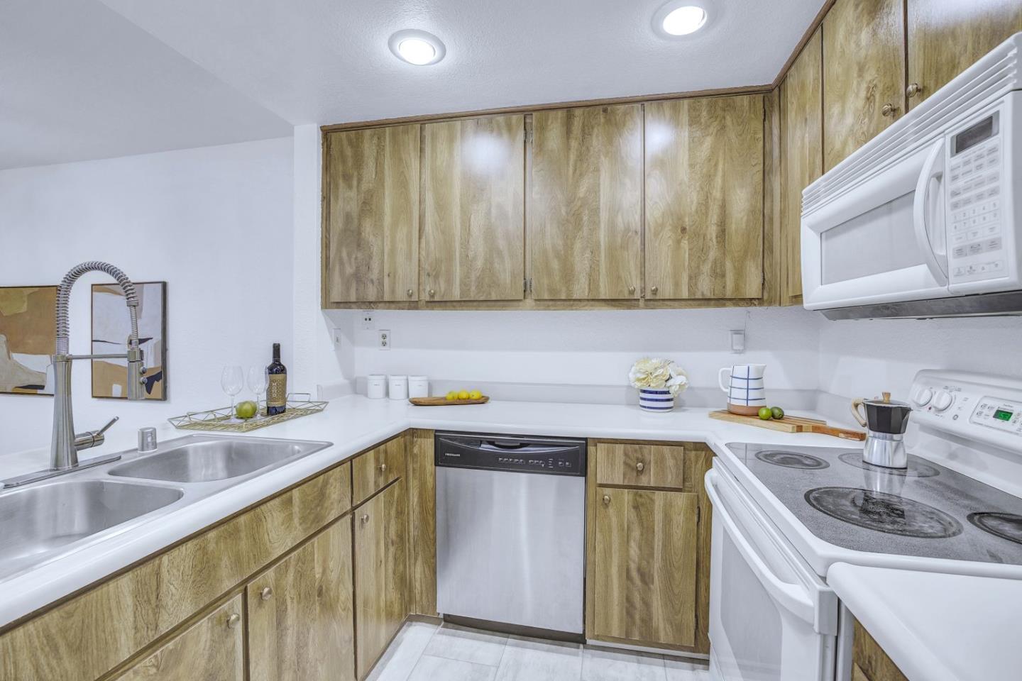 5332 Borneo CIR