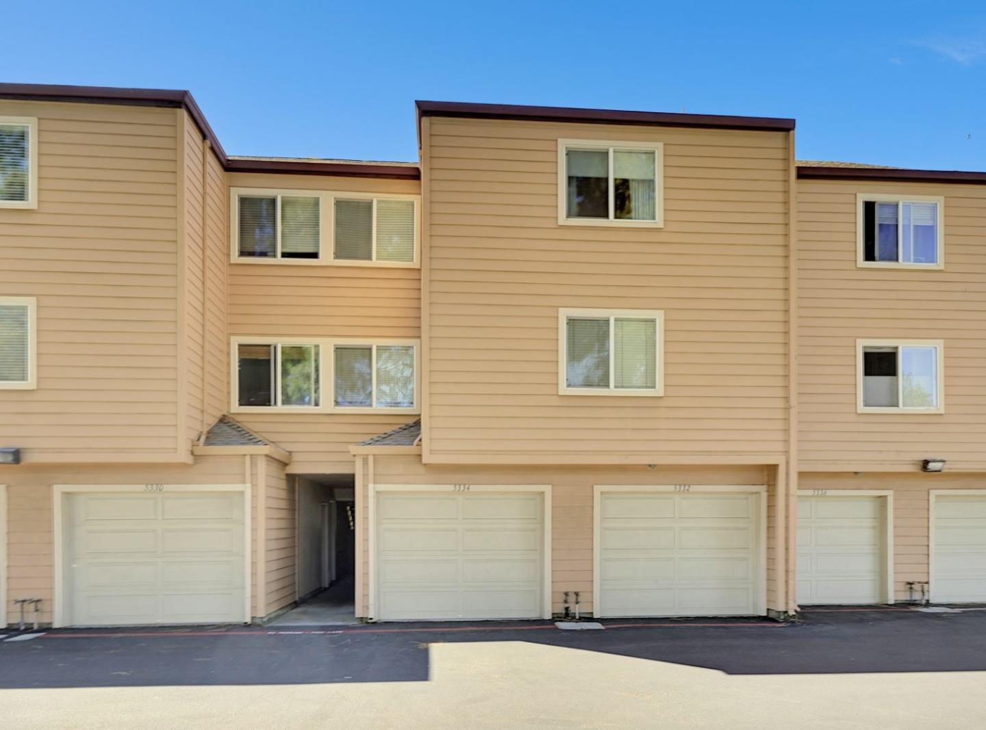 5332 Borneo CIR