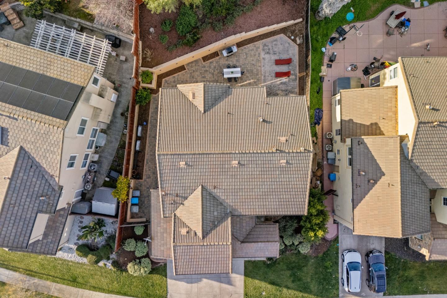957 Alta Oak WAY