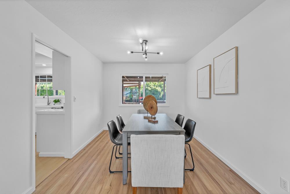 1386 Adobe CT
