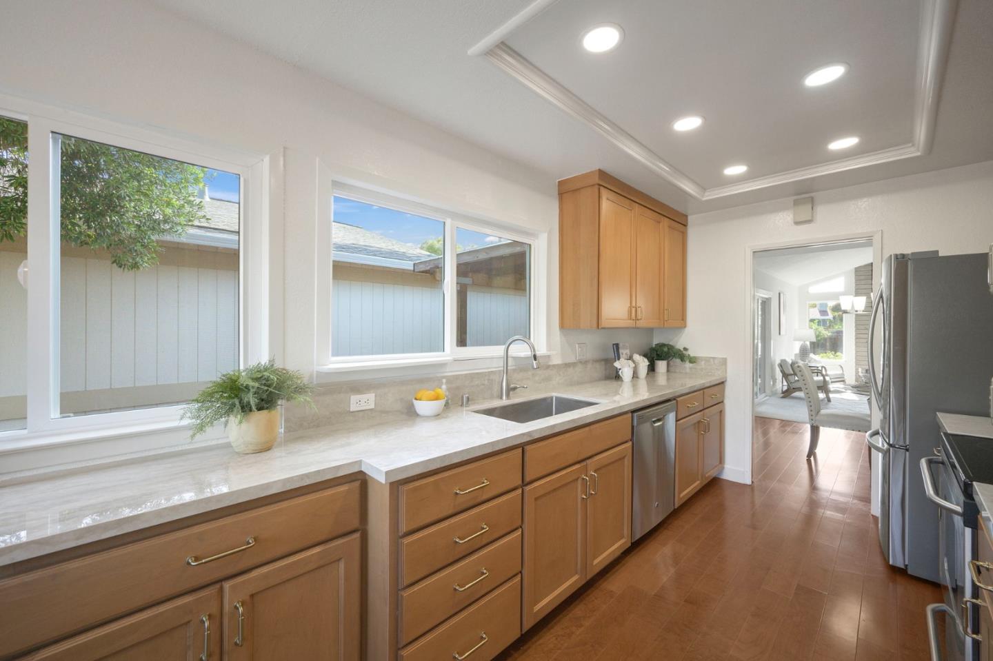 221 Drakes Bay AVE