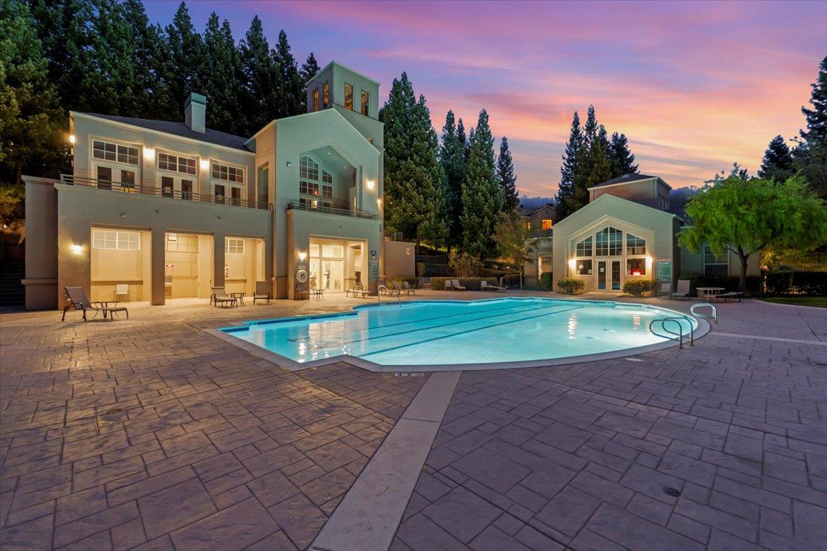 180 Caldecott Lane 202