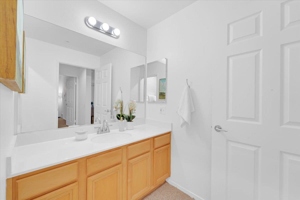 180 Caldecott Lane 202